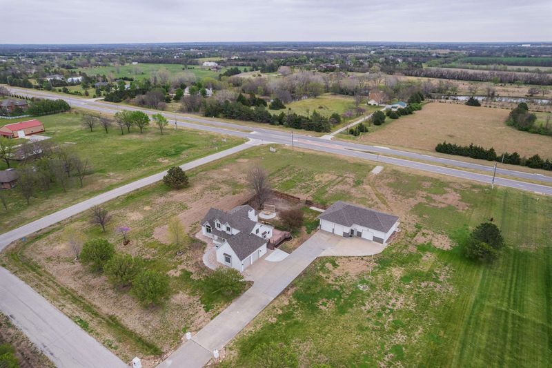 14844 SW Clover Ln, Rose Hill, KS 67133