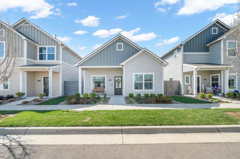 415 E Park Pl, Andover, KS 67002