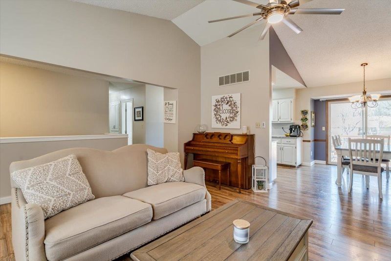 1312 E Warren Ave, Derby, KS 67037