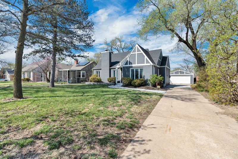 449 N Battin, Wichita, KS 67208