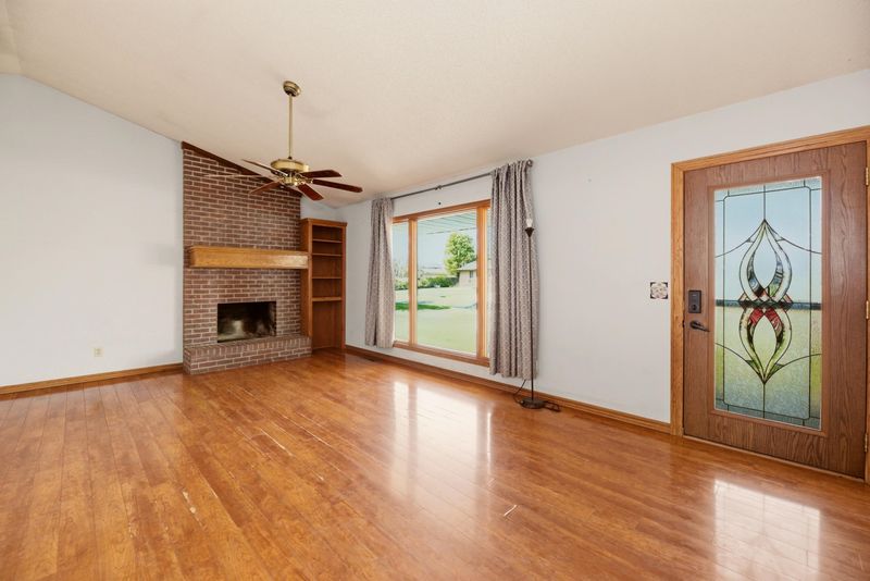 613 E Showalter St, Rose Hill, KS 67133