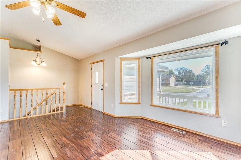 105 S Strode Ave, Rose Hill, KS 67133
