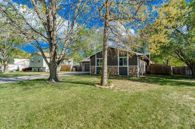 21 Shenandoah Dr, Goddard, KS 67052-9418