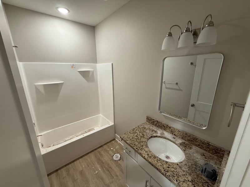 5085 N Toben Dr, Bel Aire, KS 67226