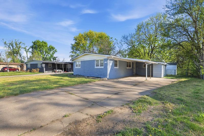 1220 E Beaumont St, Park City, KS 67219