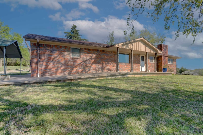 29750 93rd Ln, Arkansas City, KS 67005