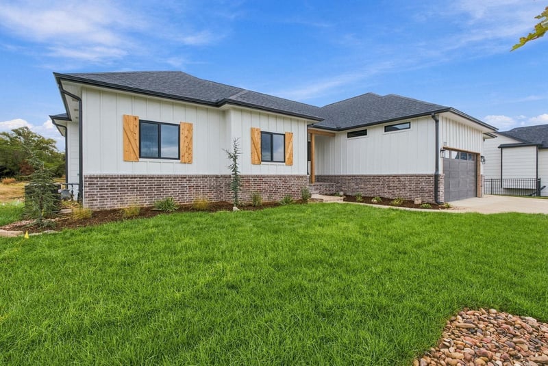 1007 S Brookside St, Goddard, KS 67052
