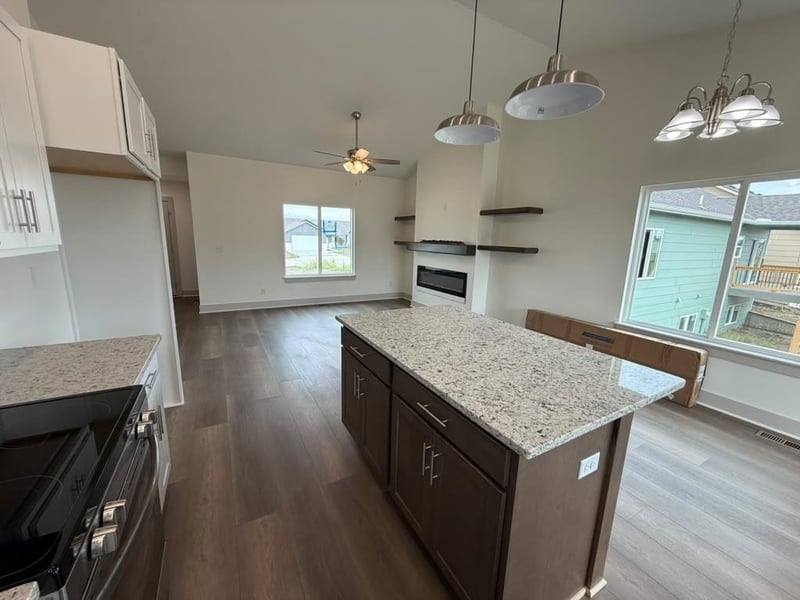 5067 N Toben Ct, Bel Aire, KS 67226