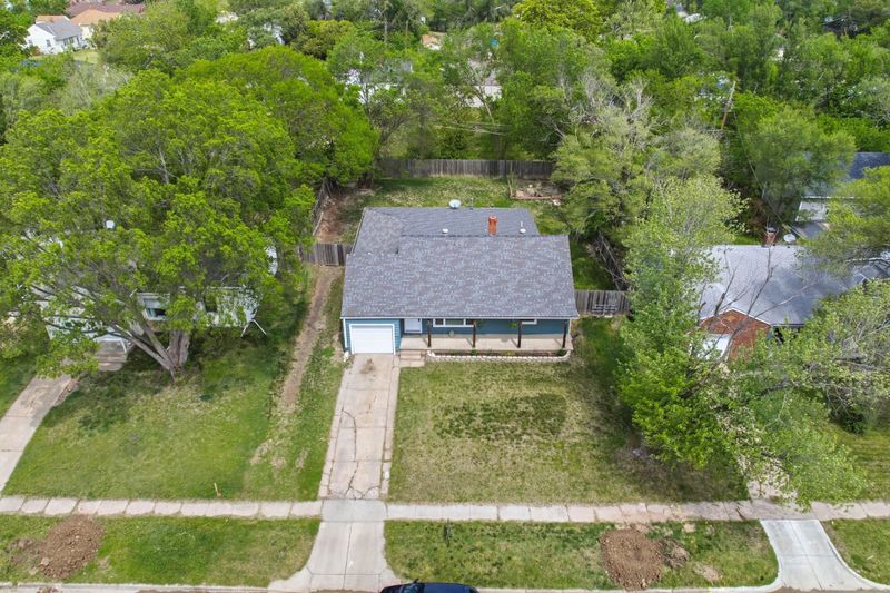 4918 E Pine St, Wichita, KS 67208