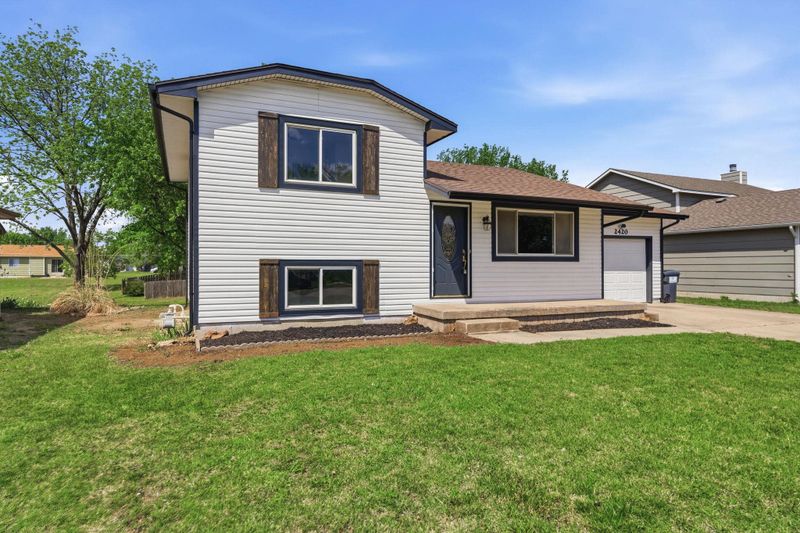 2420 E Gary St, Park City, KS 67219