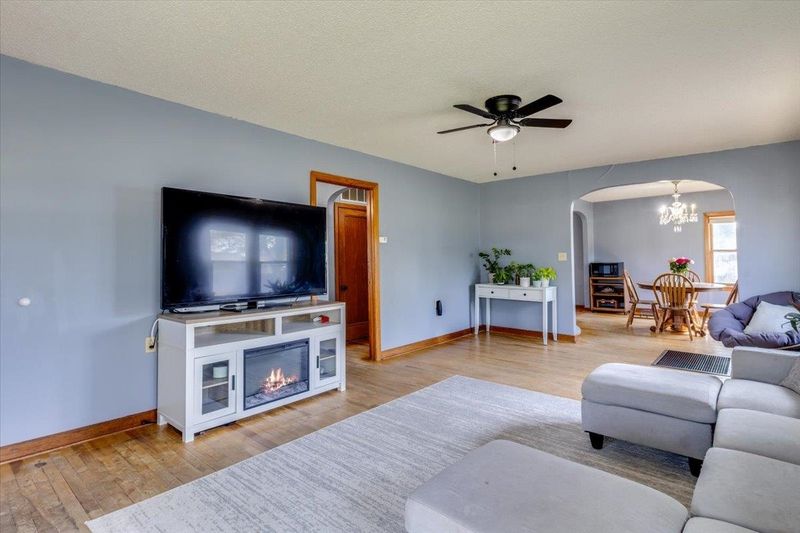 316 N Elm St, Goddard, KS 67052
