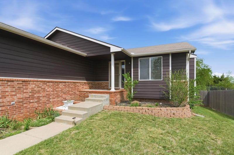 2602 E Kite, Wichita, KS 67219
