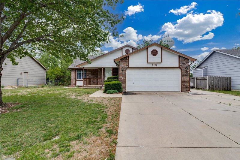 118 E Chestnut, Mulvane, KS 67110