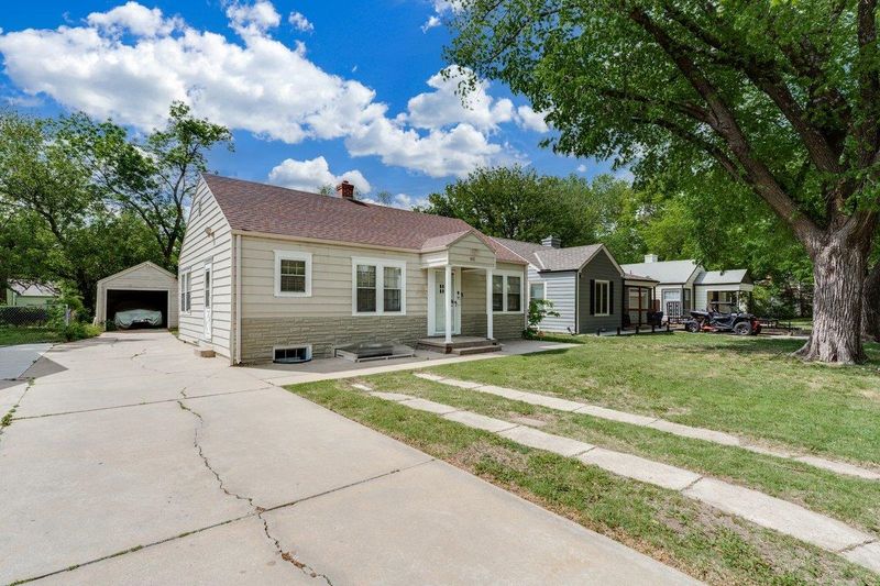611 S Pershing, Wichita, KS 67218