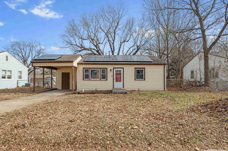 144 S Wire, Haysville, KS 67060