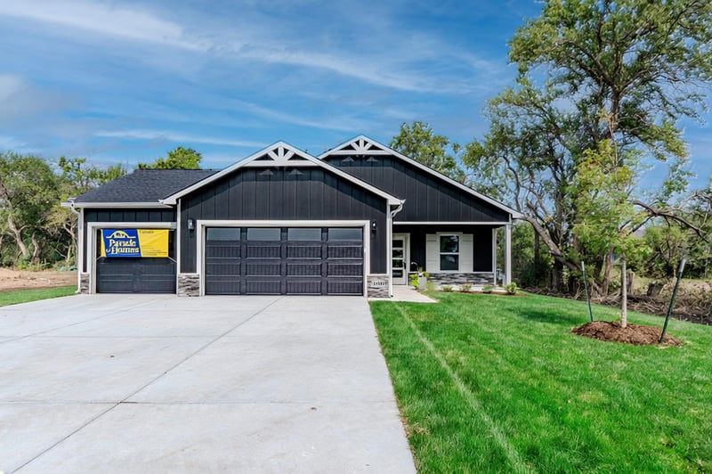 2390 E Thunder, Wichita, KS 67219