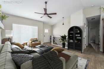 5304 W 46th St S, Wichita, KS 67215-5201