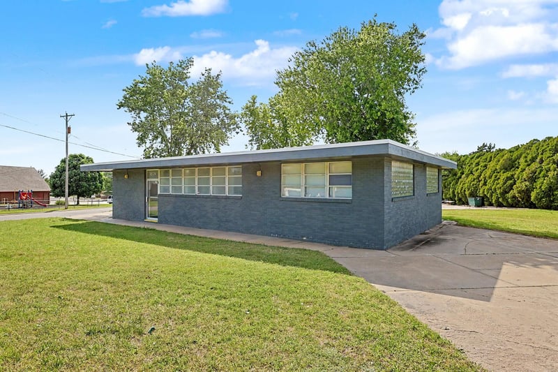 1601 State St, Augusta, KS 67010