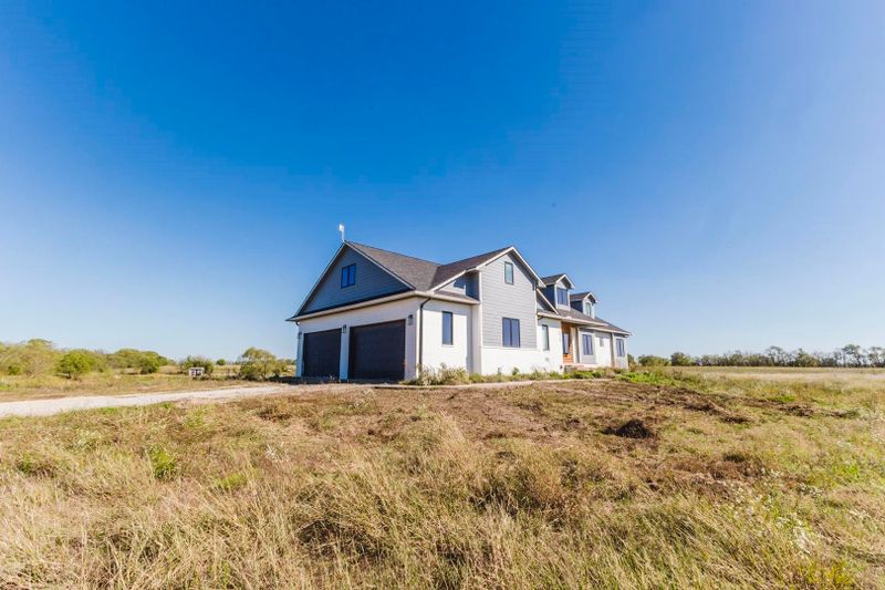 18260 SW Prairie Creek, Rose Hill, KS 67133