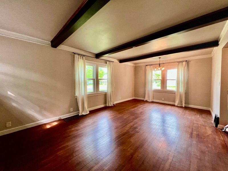 1103 Mansfield, Winfield, KS 67156