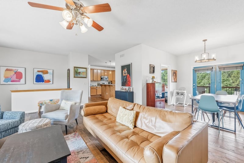 601 Autumn Rg, Newton, KS 67114