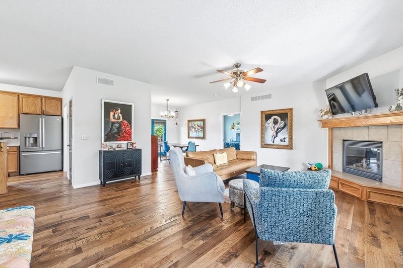 601 Autumn Rg, Newton, KS 67114