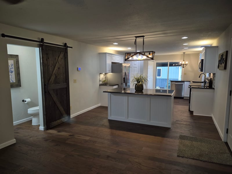30050 211th Rd, Maple City, KS 67102