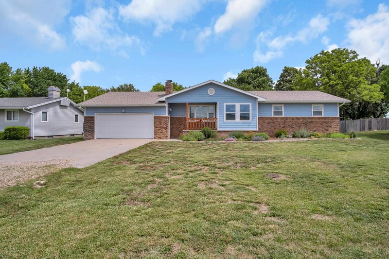 702 E Central, Whitewater, KS 67154