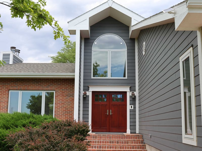 1713 Ottawa Rd, Salina, KS 67401