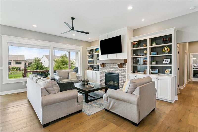 2407 N Lakeside Cir, Andover, KS 67002
