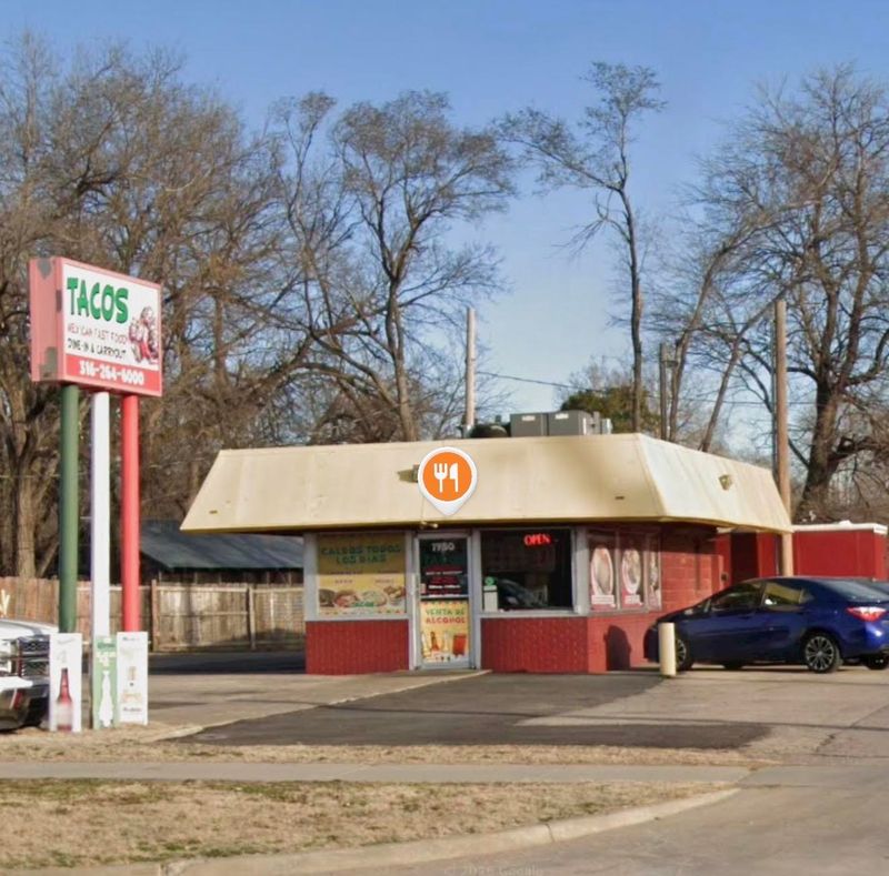 1930 E Pawnee Ave, Wichita, KS 67211