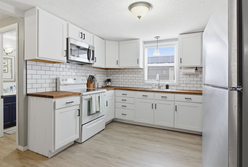 121 SE 5th, Newton, KS 67114