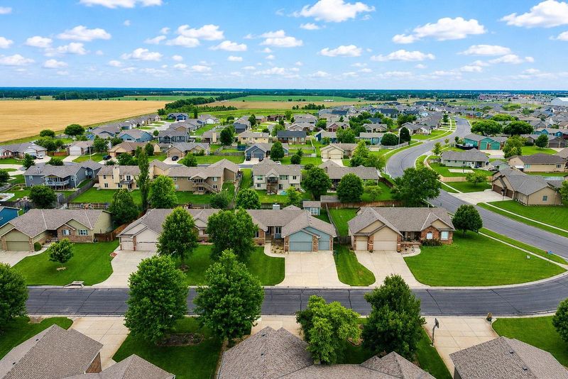2536 E Saint Andrew, Goddard, KS 67052