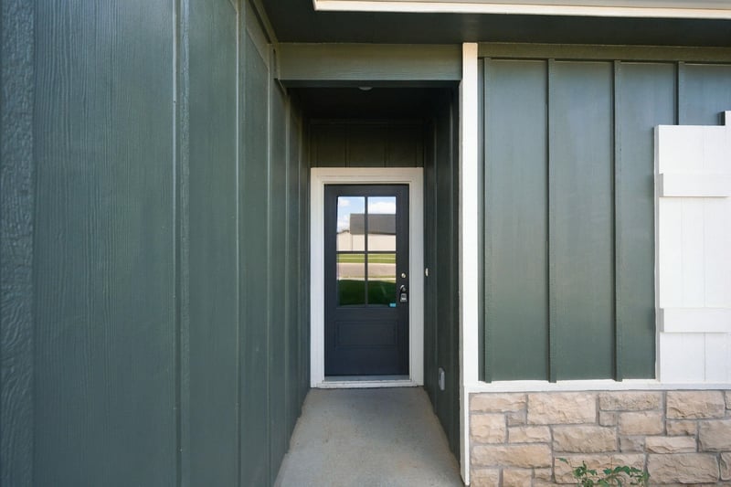 319 N Woodstone St, Derby, KS 67037-7821