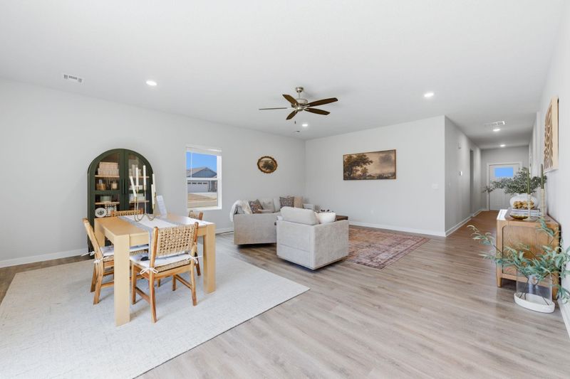 3590 E Bearsden St, Derby, KS 67037-7820