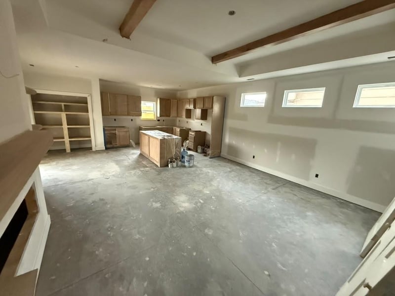 8962 E Joshua St, Bel Aire, KS 67226