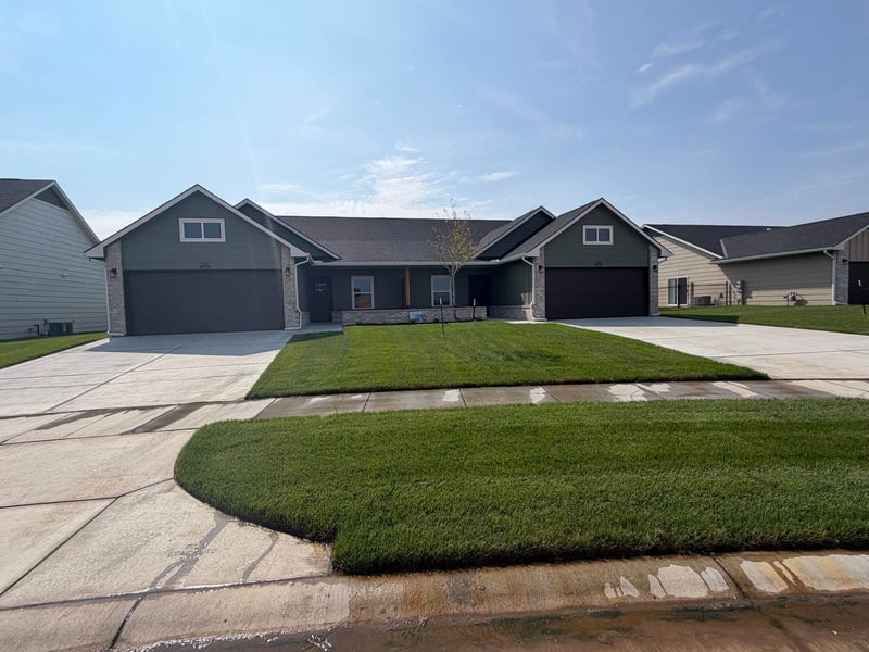 761 N Wheatland St Unit 200, Wichita, KS 67235