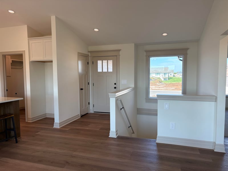 213 E Hanscom St, Derby, KS 67037