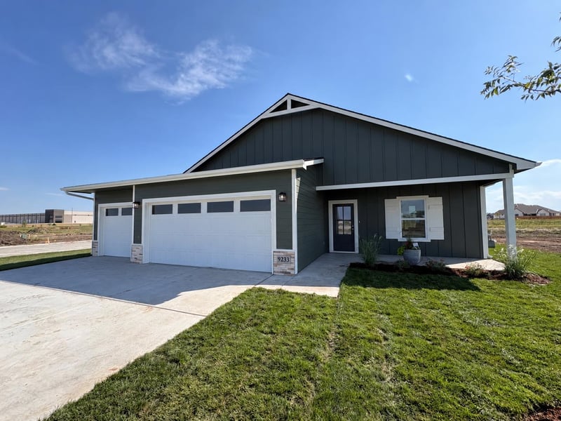 9233 Melissa Ave, Bel Aire, KS 67226