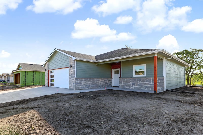 2401 W 34th St N, Wichita, KS 67204