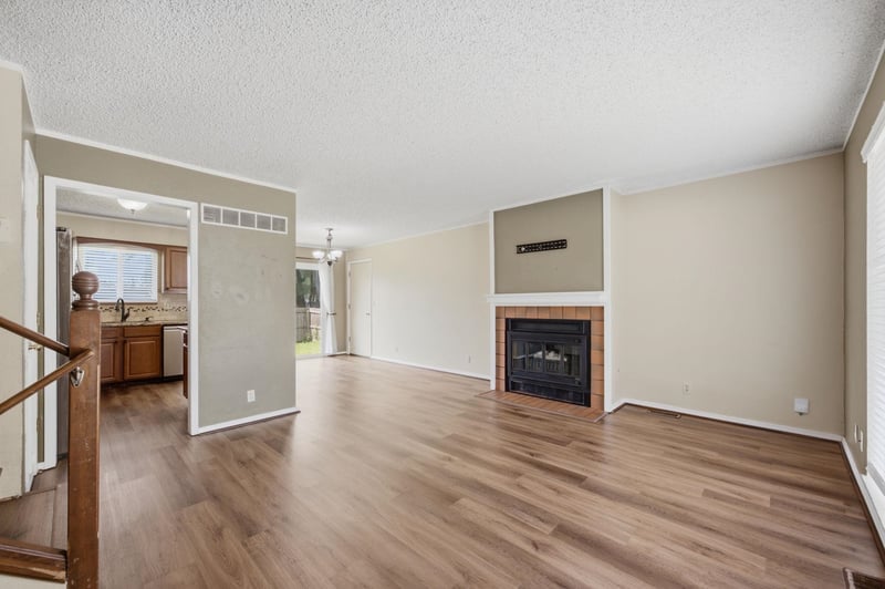 435 E Campus St, Wichita, KS 67216