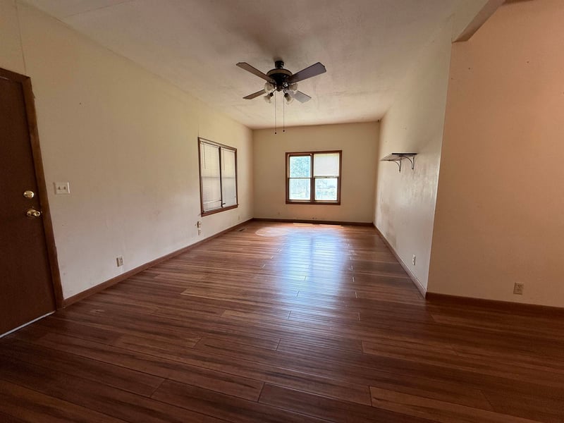 1121 N Osage St, El Dorado, KS 67042