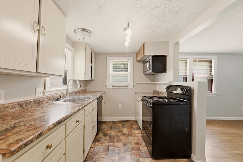 1128 N Custer Ave, Wichita, KS 67203