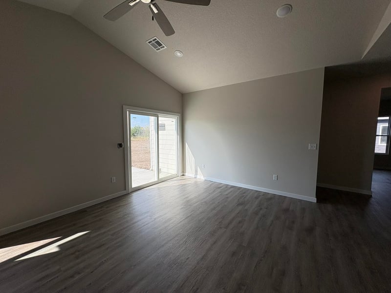 5705 Plumthicket St, Bel Aire, KS 67226