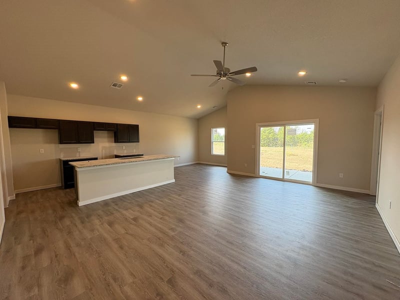 5713 Plumthicket St, Bel Aire, KS 67226