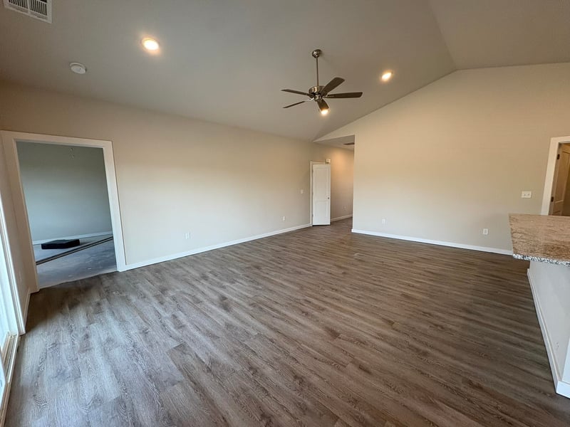 5713 Plumthicket St, Bel Aire, KS 67226