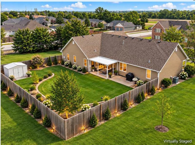 1802 Bluestem Ln, Salina, KS 67401