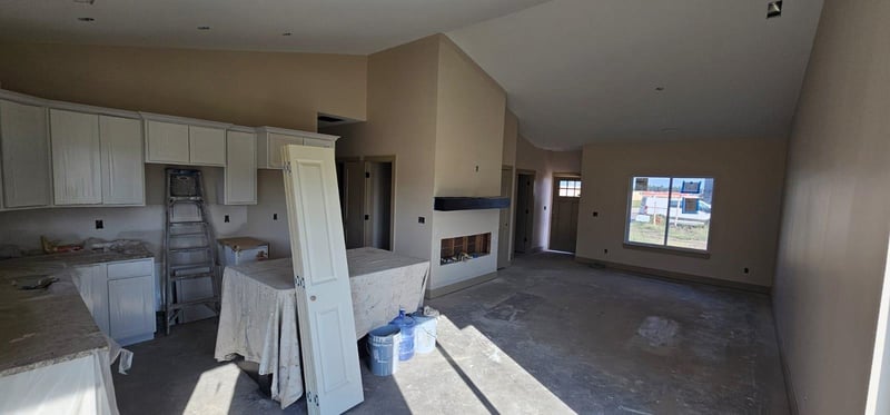 1621 Midway Ct, Valley Center, KS 67147