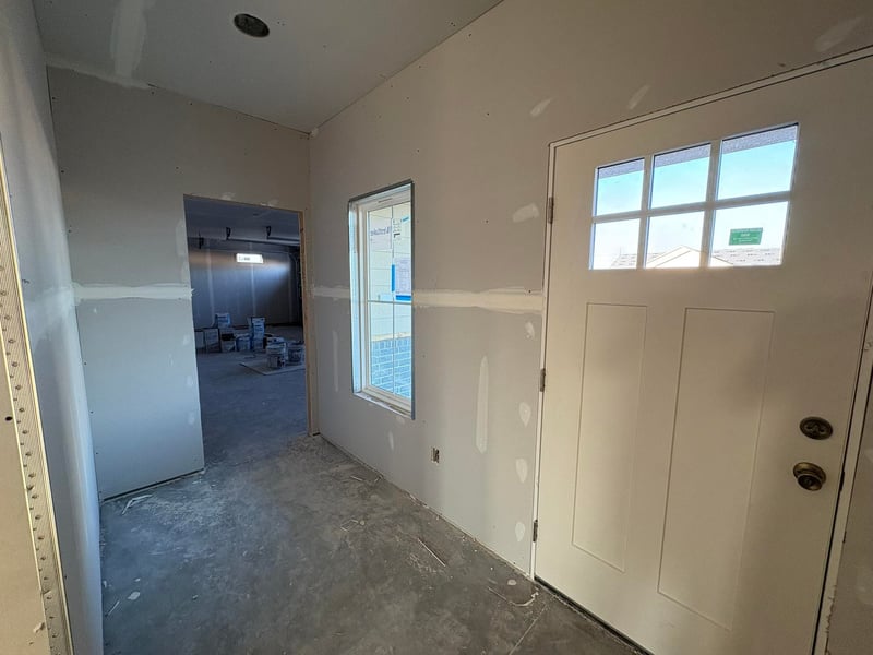 5817 Plumthicket St, Bel Aire, KS 67226