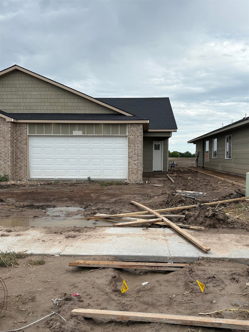 2904 S Denene St unit 200, Wichita, KS 67215